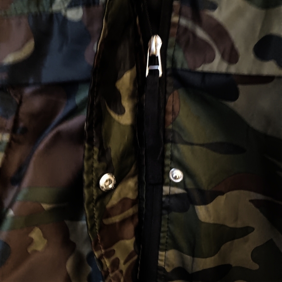 Camouflage Hooded Jacket Monogramed ERC For Example 'Emily Robinson Cathy' - Picture 8 of 9
